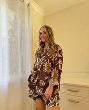 Load image into Gallery viewer, Chocolate Seashell Cotton Shorts Set
