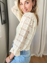 Load image into Gallery viewer, Crochet Cardi
