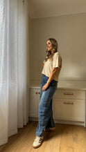 Load image into Gallery viewer, Barrel Leg jeans
